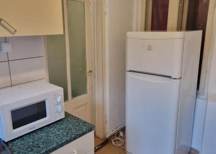 Apartman Domum Unirea, Across The Street Of Old Center