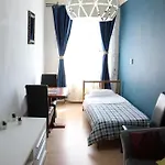 Апартаменты Domum Unirea, Across The Street Of Old Center *