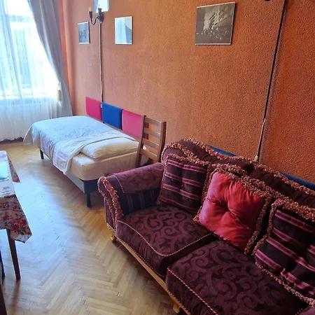 Domum Unirea, Across The Street Of Old Center Апартаменты Бухарест