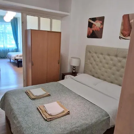 Domum Unirea, Across The Street Of Old Center *