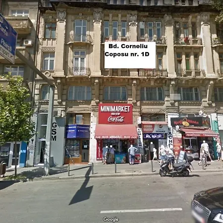 Domum Unirea, Across The Street Of Old Center * Bukarest